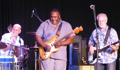 Carson Downey (center) with at Halifax Tall Ships with Gary Potts, drums and Greg Fancy, bass (photo Stephen Pate)